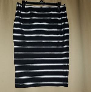 DECREE Pencil Skirt Large